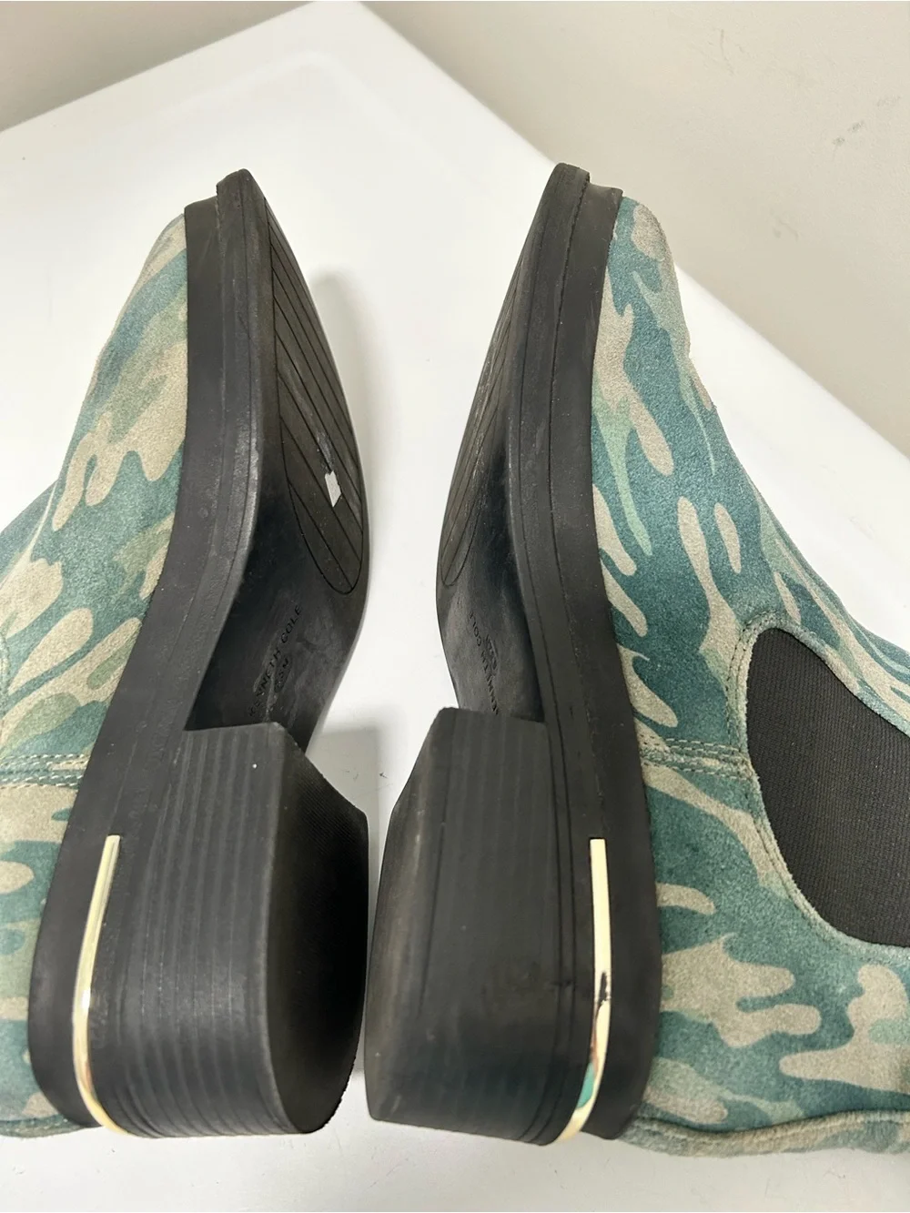 Kenneth Cole Levon Suede Chelsea Boots Blue Gray Camo Size 8.5 M